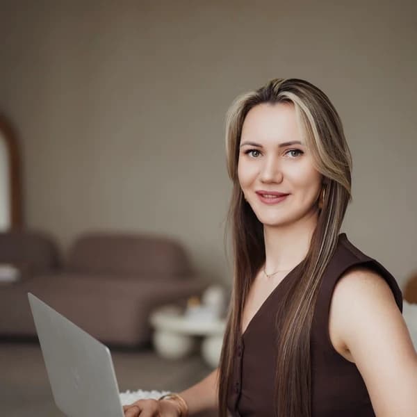 Анастасия  Тонконогова 