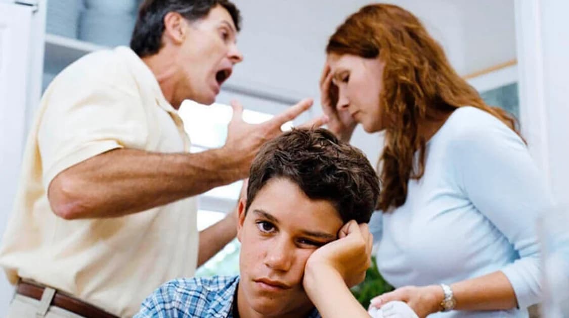 Почему ребенок становиться «неуправляемым»?